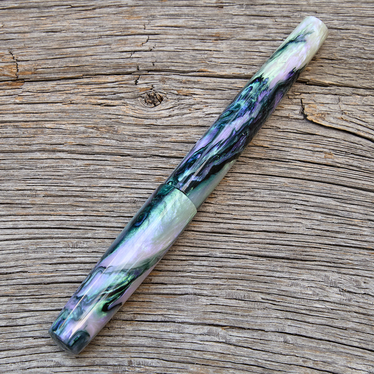 ! "Abalone" Fountain Pen