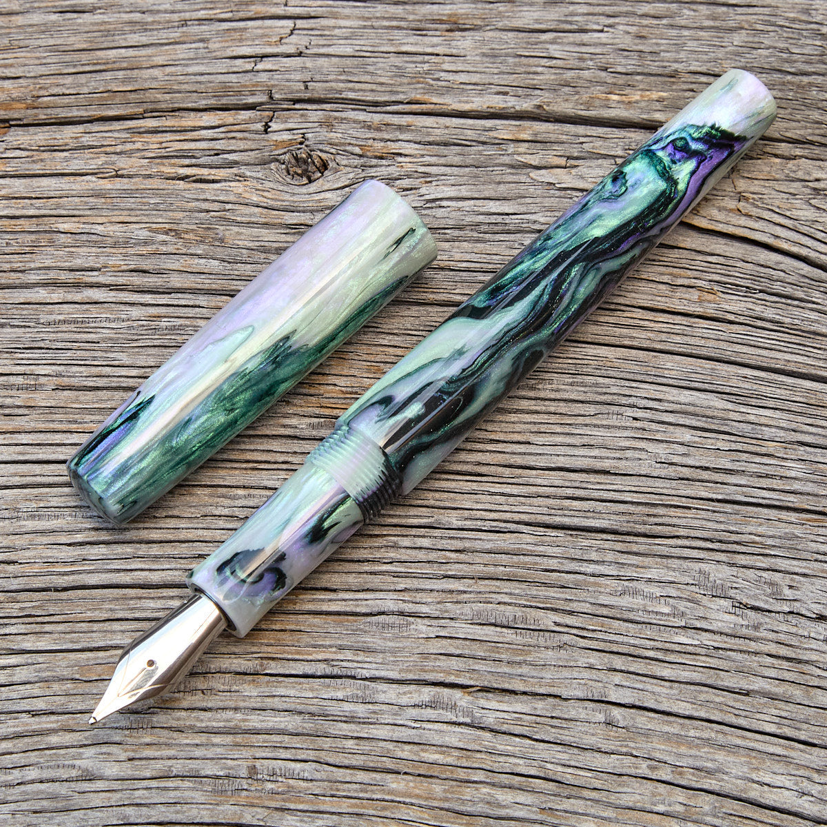 ! "Abalone" Fountain Pen