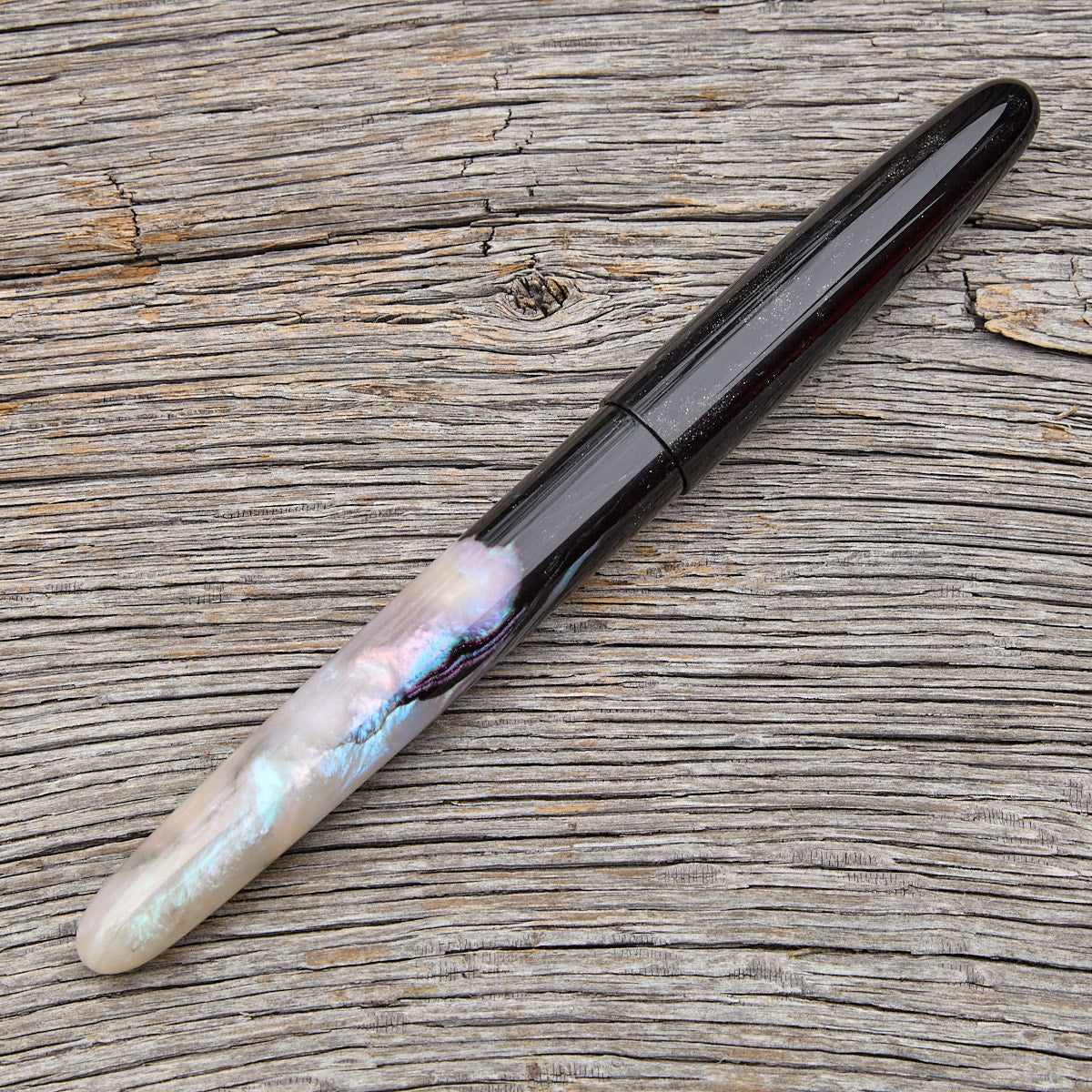 ! "Abracadabra" Fountain Pen 2/2